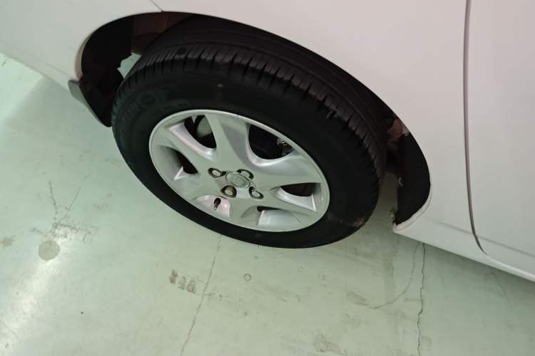 Used Toyota Corolla EX 2013 1.6L Automatic Excellence Edition Right Rear Wheel Hub