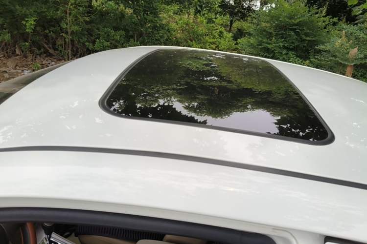 Used Toyota Corolla EX 2013 1.6L Automatic Excellence Edition Roof