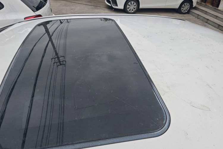 Used Toyota Corolla EX 2013 1.6L Manual Excellence Edition Roof