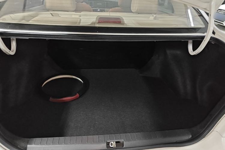 Used Toyota Corolla EX 2013 1.6L Manual Excellence Edition Trunk
