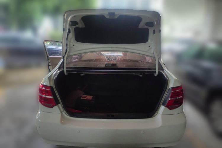 Used Toyota Corolla EX 2013 1.6L Automatic Luxury Edition Trunk