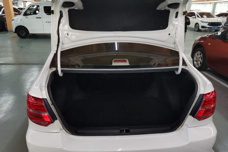 Used Toyota Corolla EX 2013 1.6L Automatic Excellence Edition Trunk