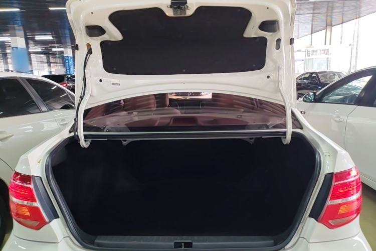 Used Toyota Corolla EX 2013 1.6L Automatic Excellence Edition Trunk