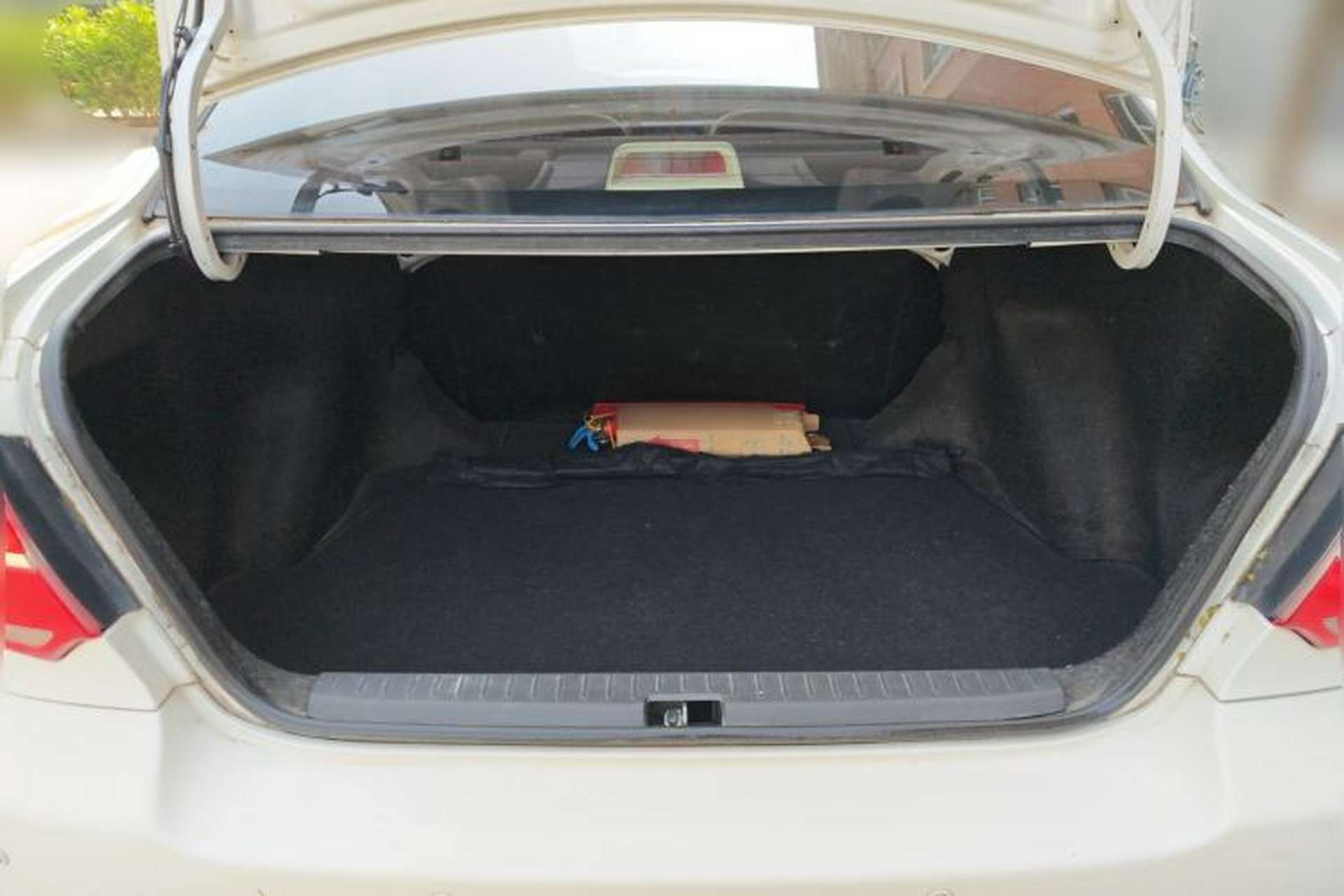 Used Toyota Corolla EX 2013 1.6L Automatic Excellence Edition Trunk