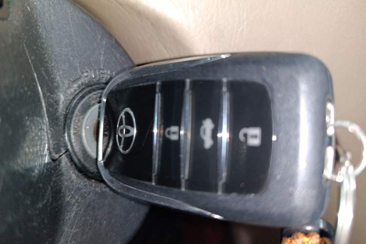 Used Toyota Corolla EX 2013 1.6L Automatic Excellence Edition Vehicle Key