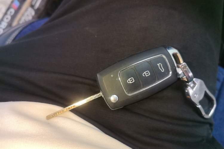 Used Toyota Corolla EX 2013 1.6L Automatic Luxury Edition Vehicle Key