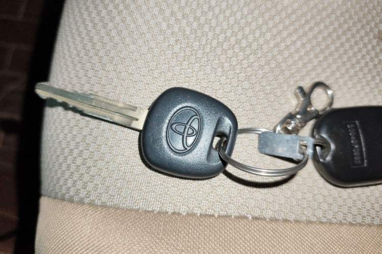 Used Toyota Corolla EX 2013 1.6L Automatic Excellence Edition Vehicle Key