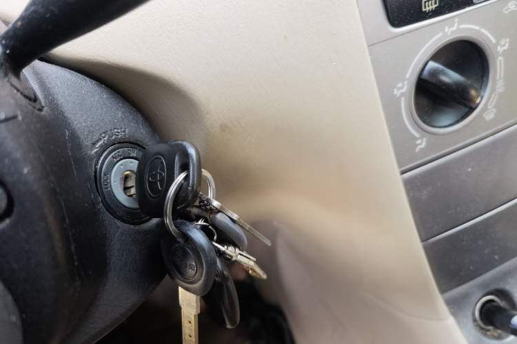 Used Toyota Corolla EX 2013 1.6L Manual Excellence Edition Vehicle Key