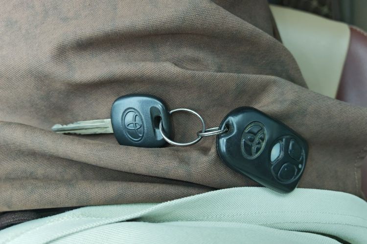 Used Toyota Corolla EX 2013 1.6L Automatic Excellence Edition Vehicle Key