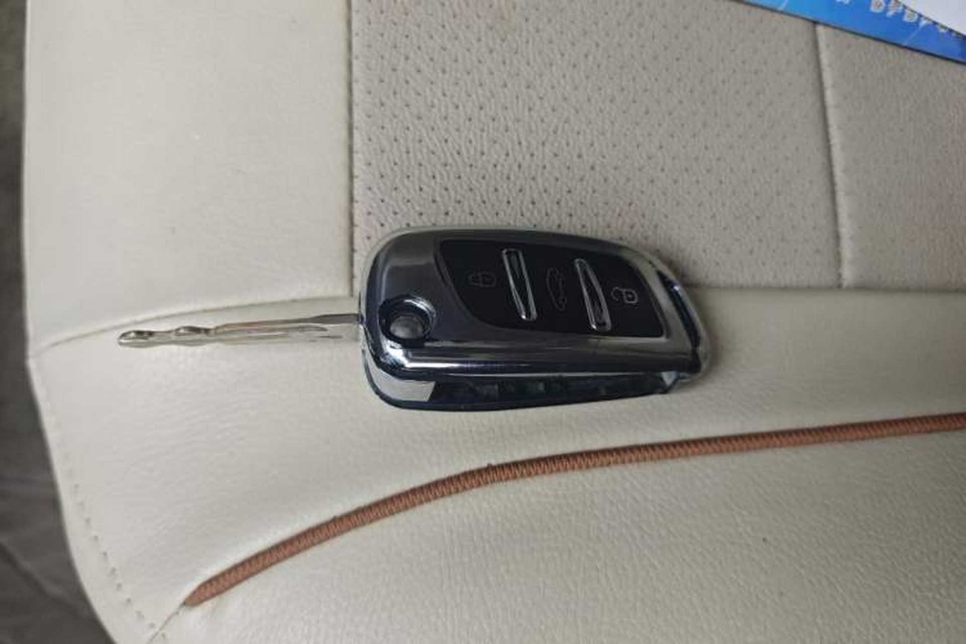 Used Toyota Corolla EX 2013 1.6L Automatic Excellence Edition Vehicle Key