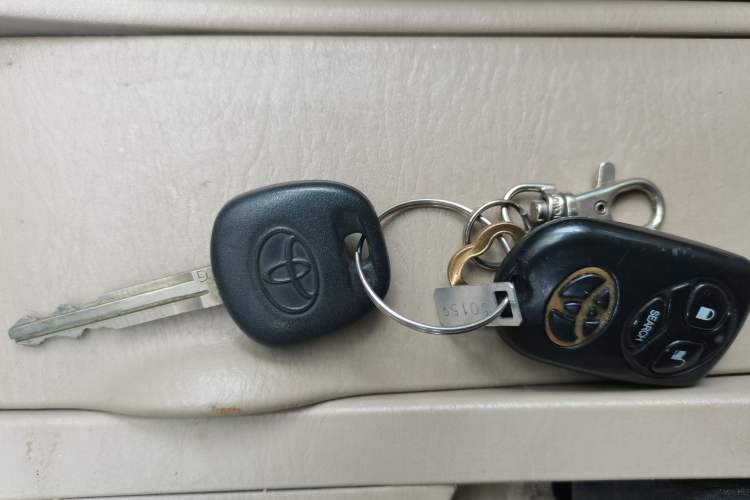 Used Toyota Corolla EX 2013 1.6L Manual Luxury Edition Vehicle Key