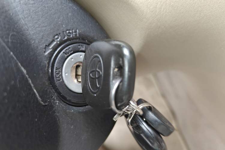 Used Toyota Corolla EX 2013 1.6L Automatic Luxury Edition Vehicle Key