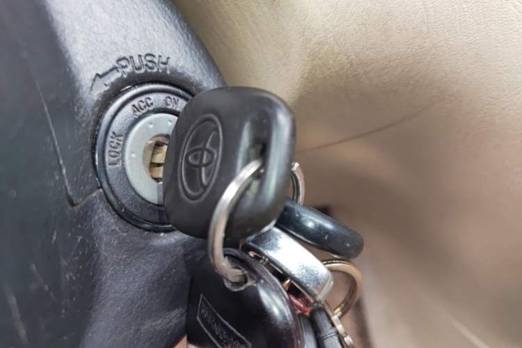 Used Toyota Corolla EX 2013 1.6L Automatic Luxury Edition Vehicle Key
