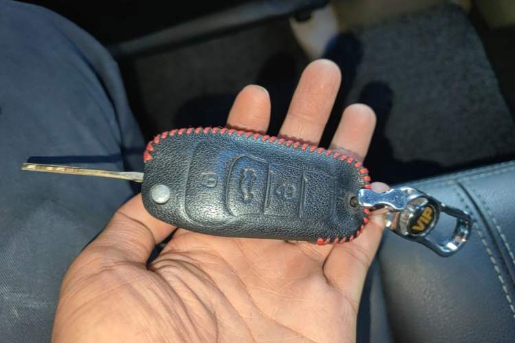 Used Toyota Corolla EX 2013 1.6L Automatic Luxury Edition Vehicle Key