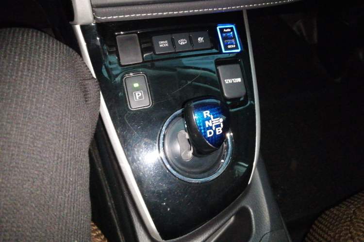 Used Toyota Corolla Hybrid E+ 2019 1.8L E-CVT Leading Edition Gear Lever