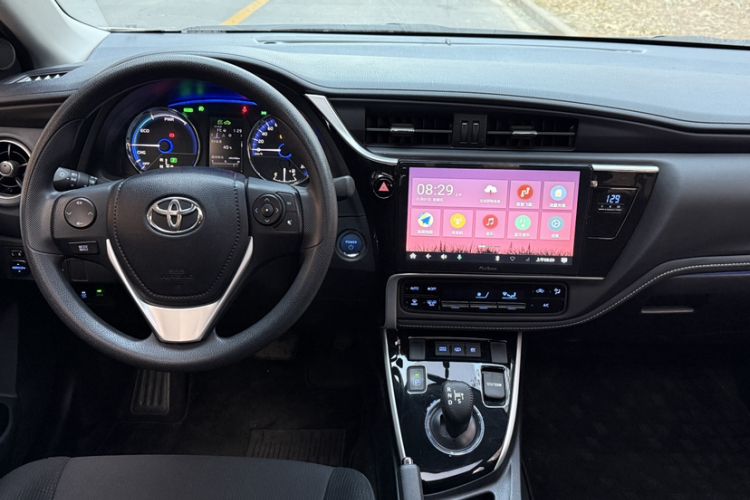 Used Toyota Corolla Hybrid E+ 2019 1.8L E-CVT Leading Edition Interior 4