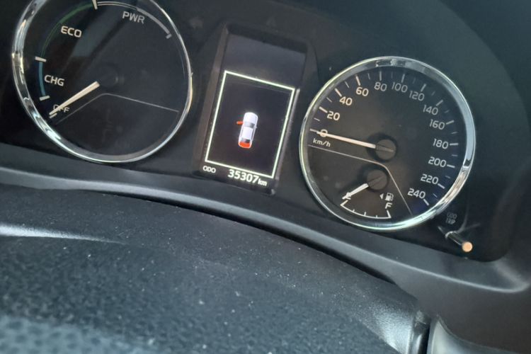 Used Toyota Corolla Hybrid E+ 2019 1.8L E-CVT Leading Edition Odometer Close Up