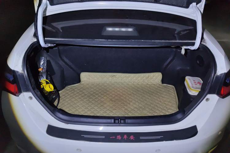 Used Toyota Corolla Hybrid E+ 2019 1.8L E-CVT Luxury Edition Trunk