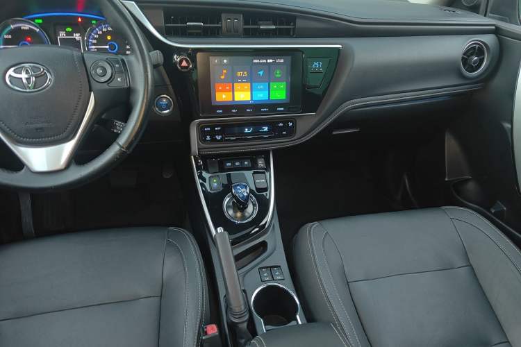 Used Toyota Corolla Hybrid E+ 2019 1.8L E-CVT Flagship Edition Audio And AC Panel