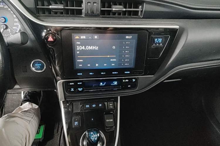 Used Toyota Corolla Hybrid E+ 2019 1.8L E-CVT Flagship Edition Audio And AC Panel