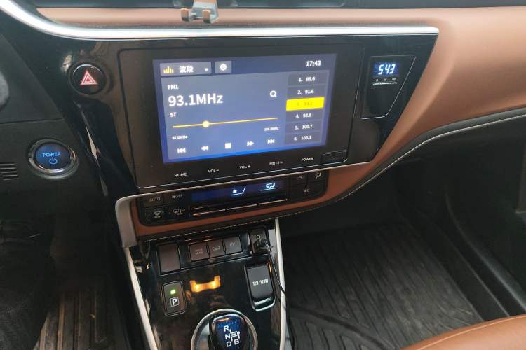 Used Toyota Corolla Hybrid E+ 2019 1.8L E-CVT Luxury Edition Audio And AC Panel