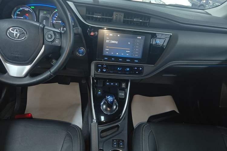 Used Toyota Corolla Hybrid E+ 2019 1.8L E-CVT Flagship Edition Audio And AC Panel