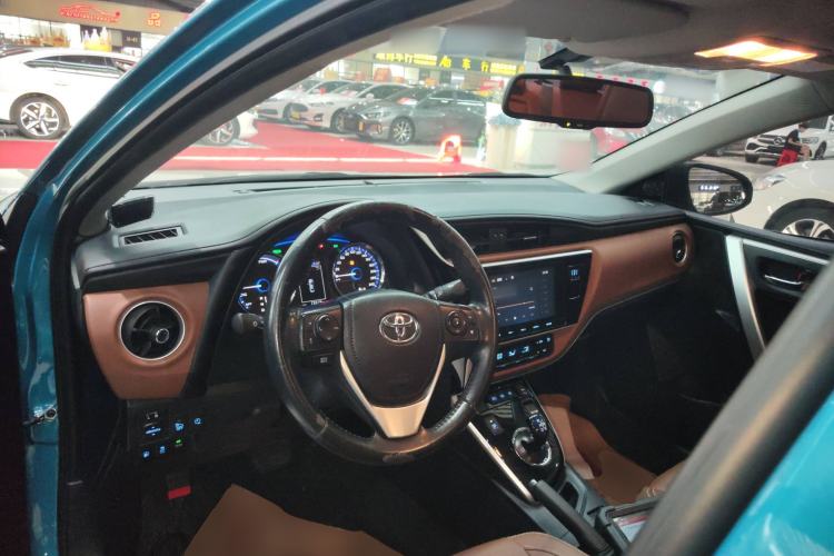 Used Toyota Corolla Hybrid E+ 2019 1.8L E-CVT Luxury Edition Center Console