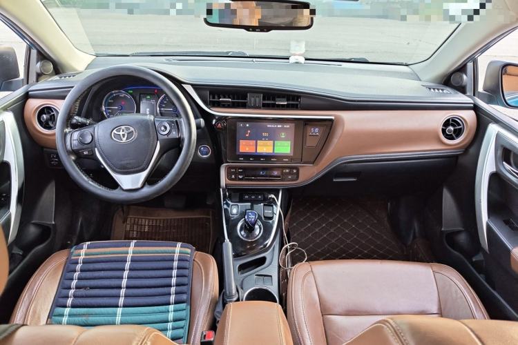 Used Toyota Corolla Hybrid E+ 2019 1.8L E-CVT Luxury Edition Center Console