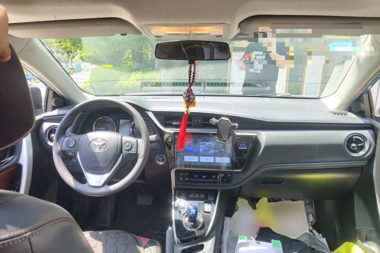 Used Toyota Corolla Hybrid E+ 2019 1.8L E-CVT Leading Edition Center Console