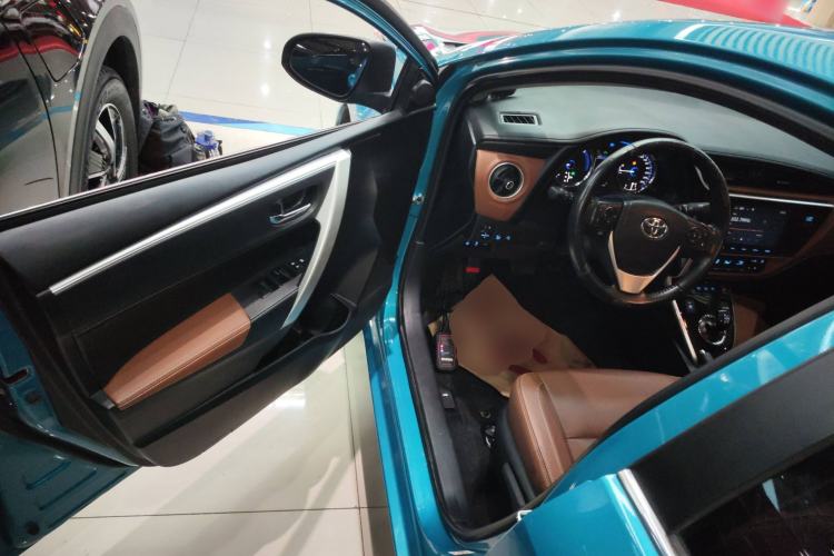 Used Toyota Corolla Hybrid E+ 2019 1.8L E-CVT Luxury Edition Driver Seat