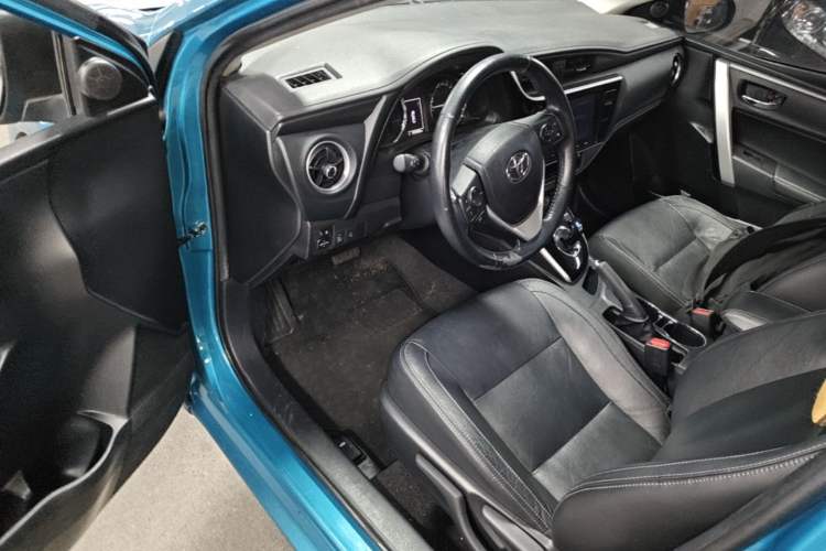 Used Toyota Corolla Hybrid E+ 2019 1.8L E-CVT Luxury Edition Driver Seat