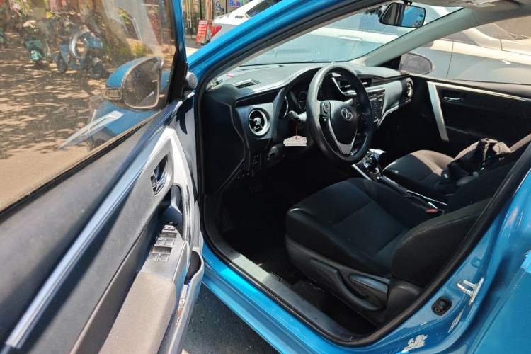 Used Toyota Corolla Hybrid E+ 2019 1.8L E-CVT Leading Edition Driver Seat