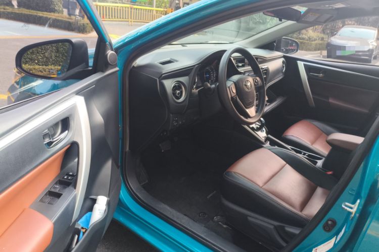 Used Toyota Corolla Hybrid E+ 2019 1.8L E-CVT Leading Edition Driver Seat