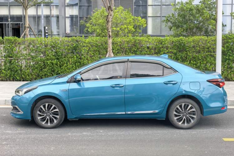 Used Toyota Corolla Hybrid E+ 2019 1.8L E-CVT Flagship Edition Exterior 3