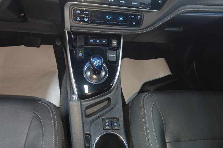 Used Toyota Corolla Hybrid E+ 2019 1.8L E-CVT Flagship Edition Gear Lever
