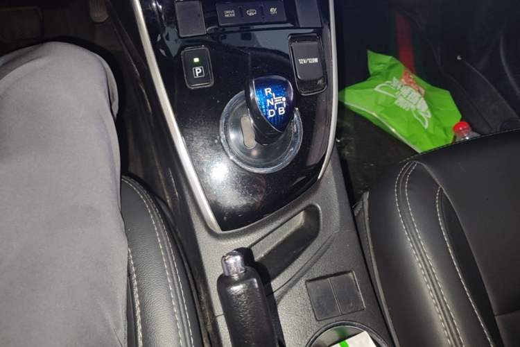 Used Toyota Corolla Hybrid E+ 2019 1.8L E-CVT Leading Edition Gear Lever