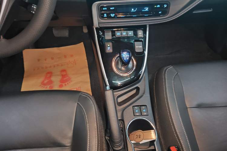Used Toyota Corolla Hybrid E+ 2019 1.8L E-CVT Flagship Edition Gear Lever