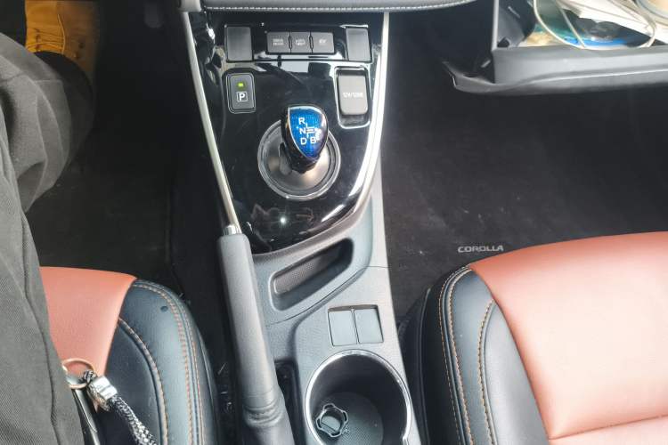 Used Toyota Corolla Hybrid E+ 2019 1.8L E-CVT Leading Edition Gear Lever