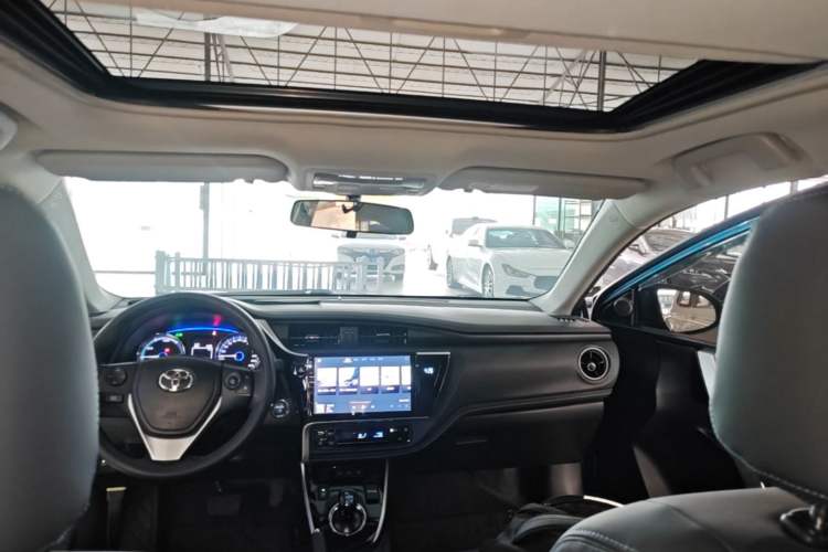 Used Toyota Corolla Hybrid E+ 2019 1.8L E-CVT Leading Edition Headliner