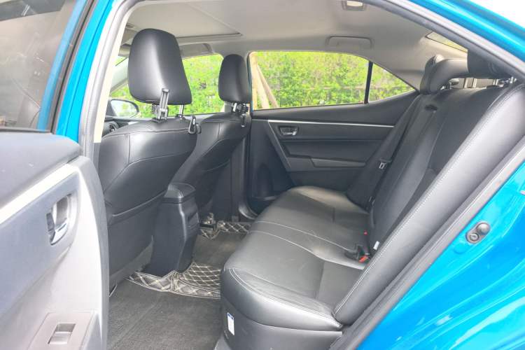 Used Toyota Corolla Hybrid E+ 2019 1.8L E-CVT Flagship Edition Interior 3