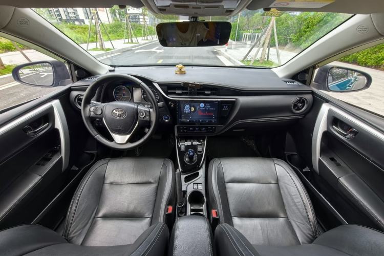Used Toyota Corolla Hybrid E+ 2019 1.8L E-CVT Flagship Edition Interior 4