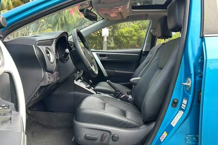 Used Toyota Corolla Hybrid E+ 2019 1.8L E-CVT Flagship Edition Left Front Seat