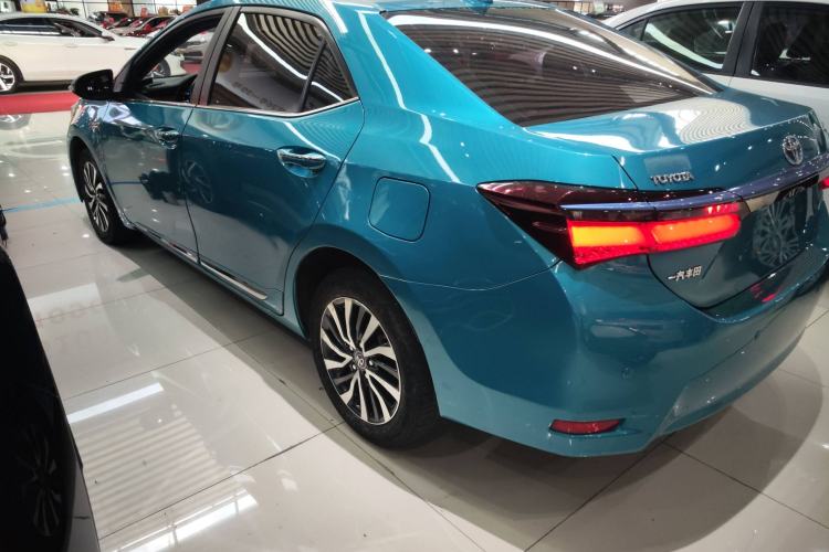 Used Toyota Corolla Hybrid E+ 2019 1.8L E-CVT Luxury Edition Left Side