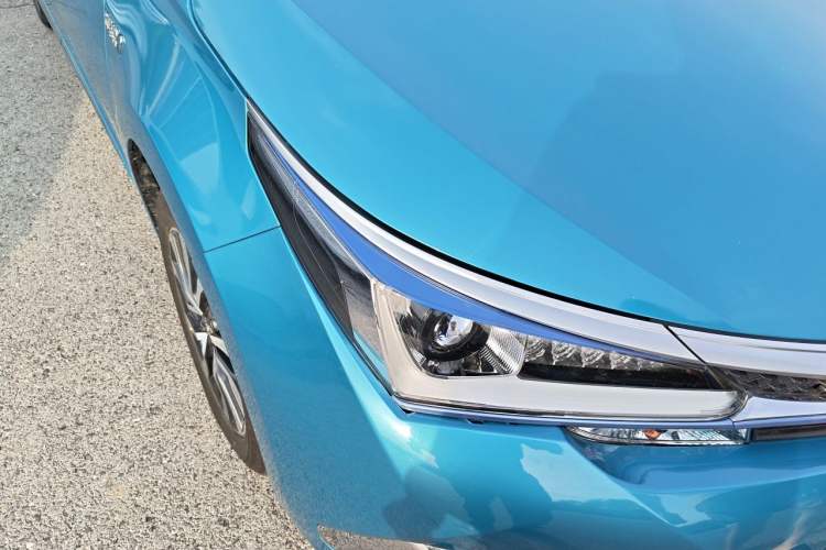 Used Toyota Corolla Hybrid E+ 2019 1.8L E-CVT Luxury Edition Right Front Headlight