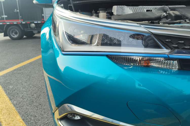 Used Toyota Corolla Hybrid E+ 2019 1.8L E-CVT Leading Edition Right Front Headlight