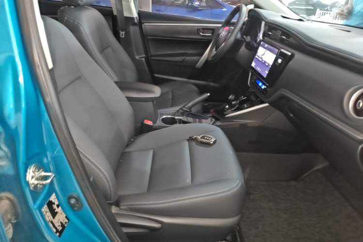 Used Toyota Corolla Hybrid E+ 2019 1.8L E-CVT Leading Edition Right Front Seat