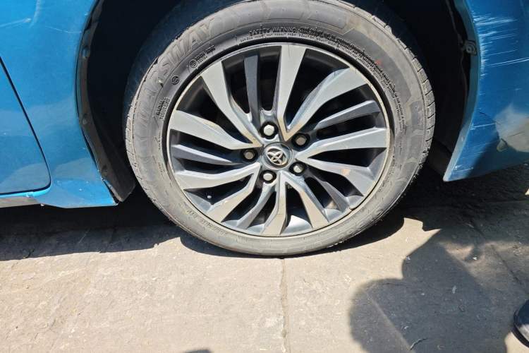 Used Toyota Corolla Hybrid E+ 2019 1.8L E-CVT Leading Edition Right Front Wheel Hub