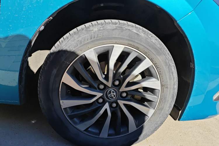 Used Toyota Corolla Hybrid E+ 2019 1.8L E-CVT Luxury Edition Right Front Wheel Hub