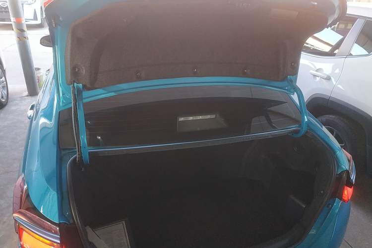 Used Toyota Corolla Hybrid E+ 2019 1.8L E-CVT Luxury Edition Trunk
