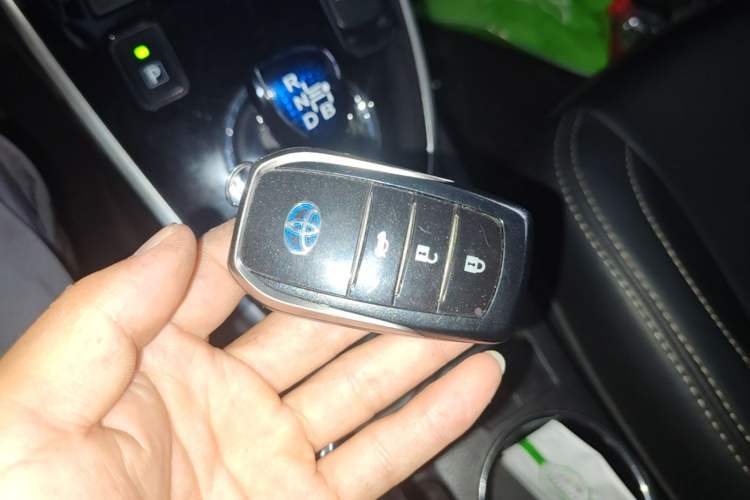 Used Toyota Corolla Hybrid E+ 2019 1.8L E-CVT Leading Edition Vehicle Key